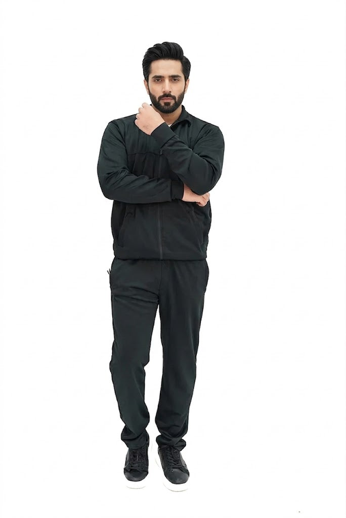 Black-Tracksuit